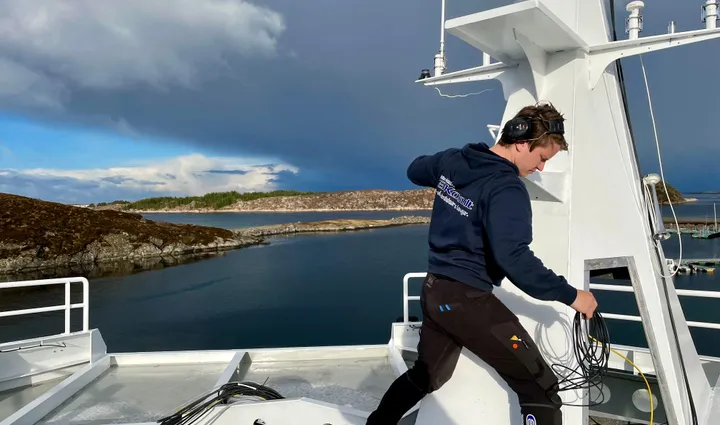 Installasjoner du sjelden ser – El-Konsult jobber der havet er arbeidsplassen